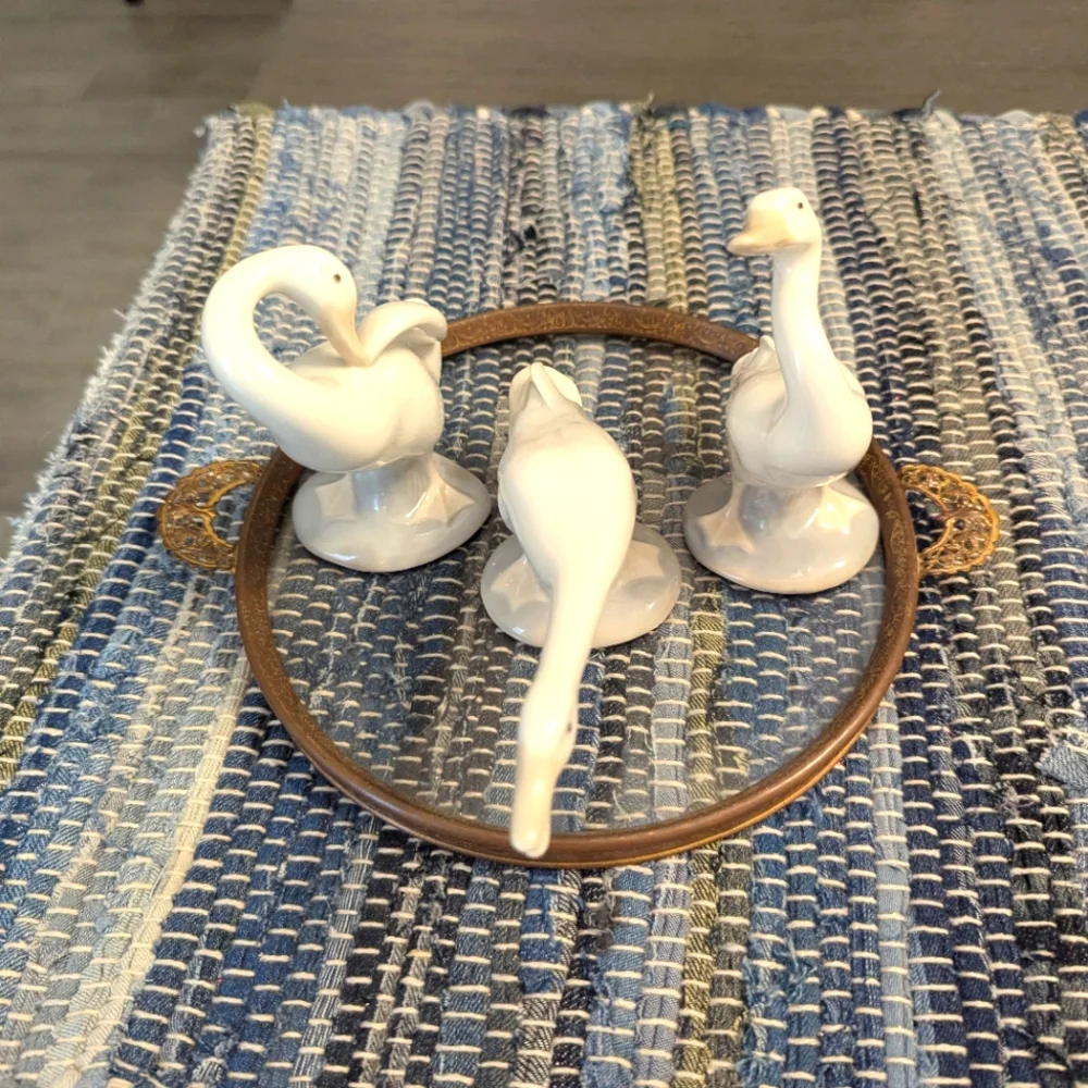 Vintage Lot of 3 Lladro Goose Geese Figurines - Picture 8 of 8